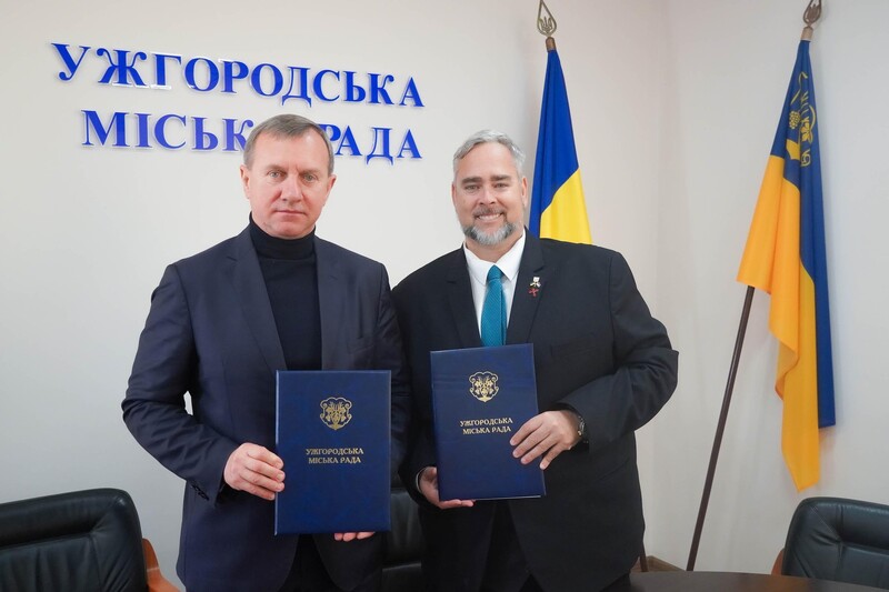 A Gyurcsány-párti, börtönből szabadult polgármester, Kiss László csatlakozott Magyar Péterhez, már a Tisza ukrán fejlesztőivel tárgyal