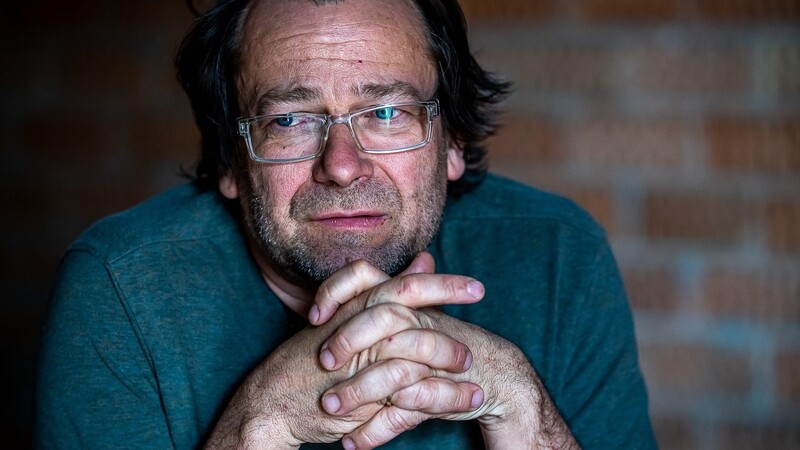 LOVASI ANDRÁS SEM BÍRTA KI: SZÁNALMAS VAGY NEVETSÉGES INKÁBB A KEMPINGDISSZIDÁLÁSSAL FENYEGETŐZŐ 