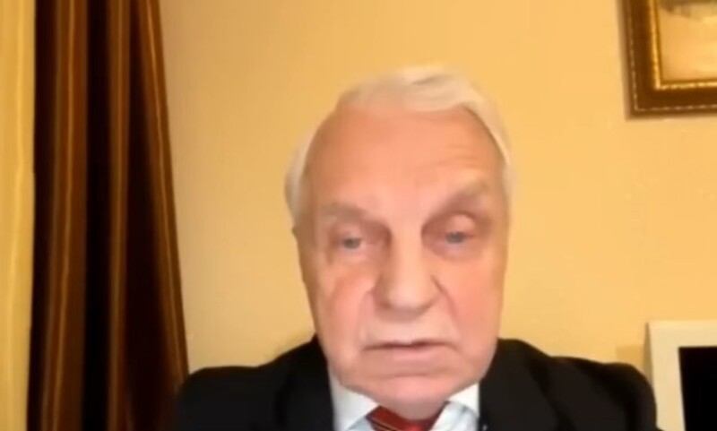 Ukrán titkosszolgálati tábornok: Orbán addig játszik, amíg öt golyót nem kap