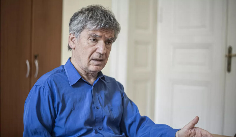 A magyar emberek fizetését csökkenteni kell, a kórházak nagy részét pedig be kell zárni Magyar Péter új szakértője szerint - videók